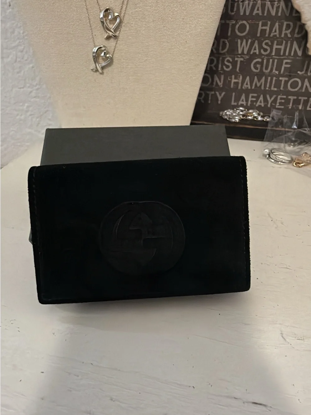 Vintage GUCCI black suede Key holder in box authenticity certification